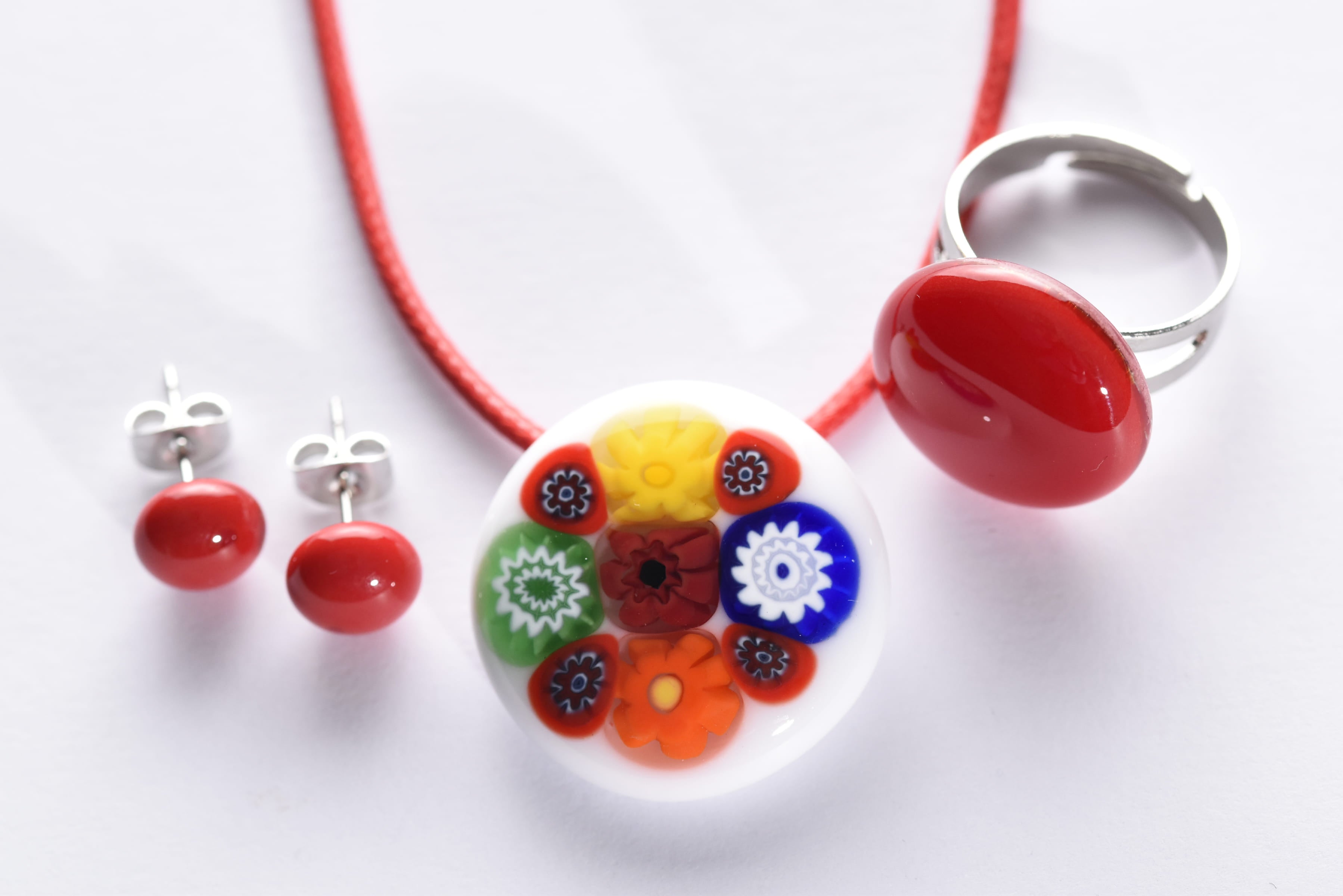 Kézzel készült üvegékszer szett