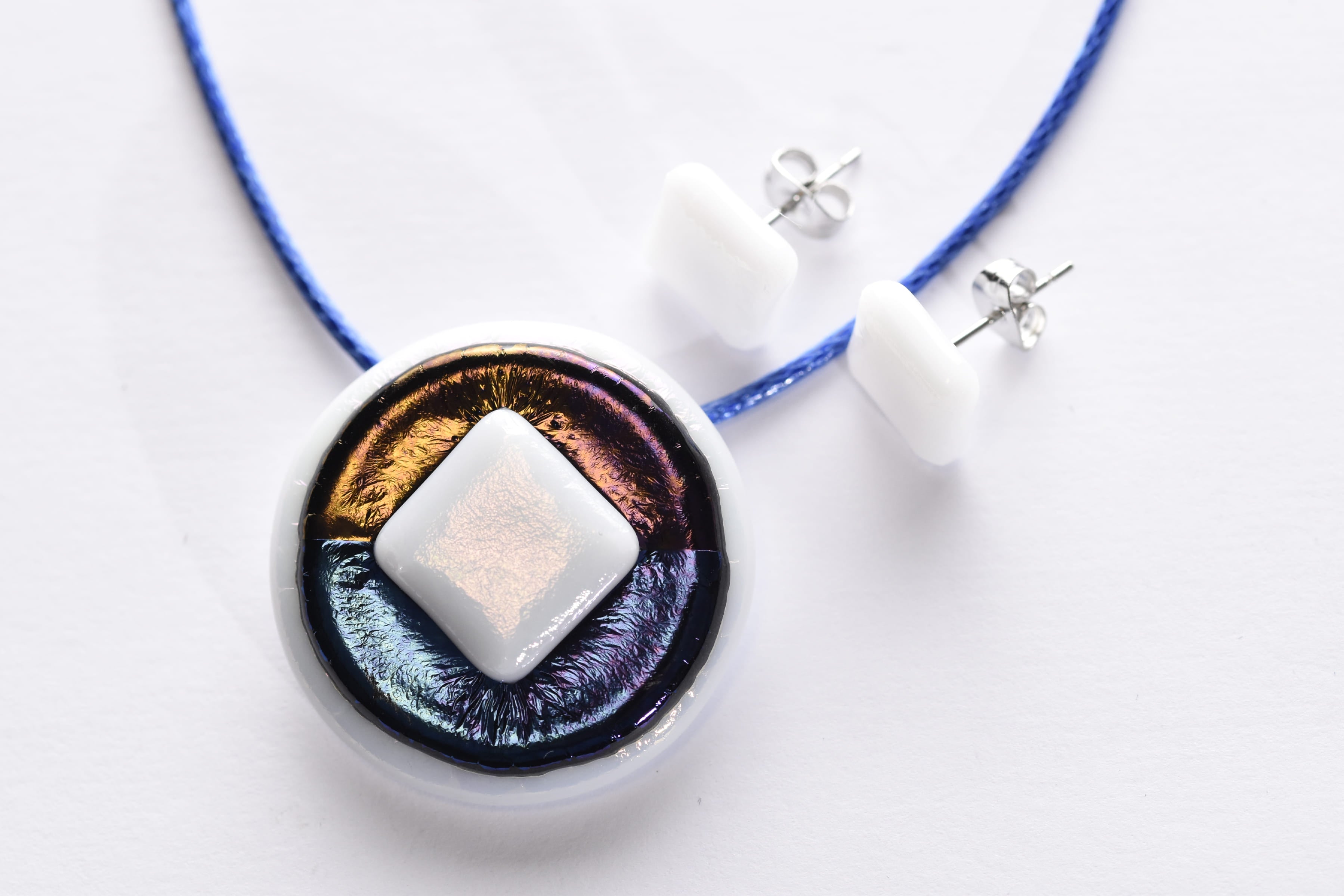 Kézzel készült üvegékszer szett