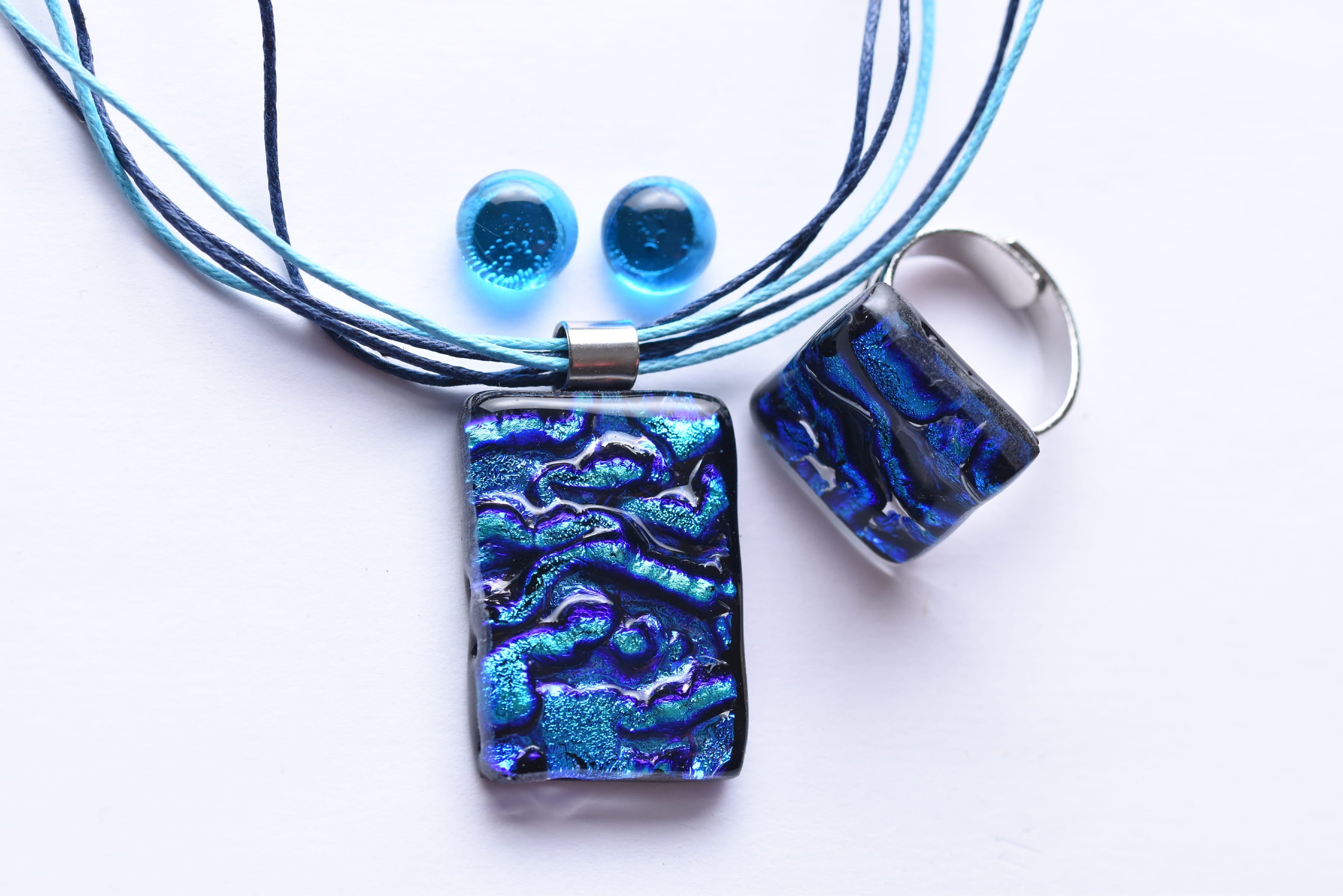 Kézzel készített üvegékszer szett