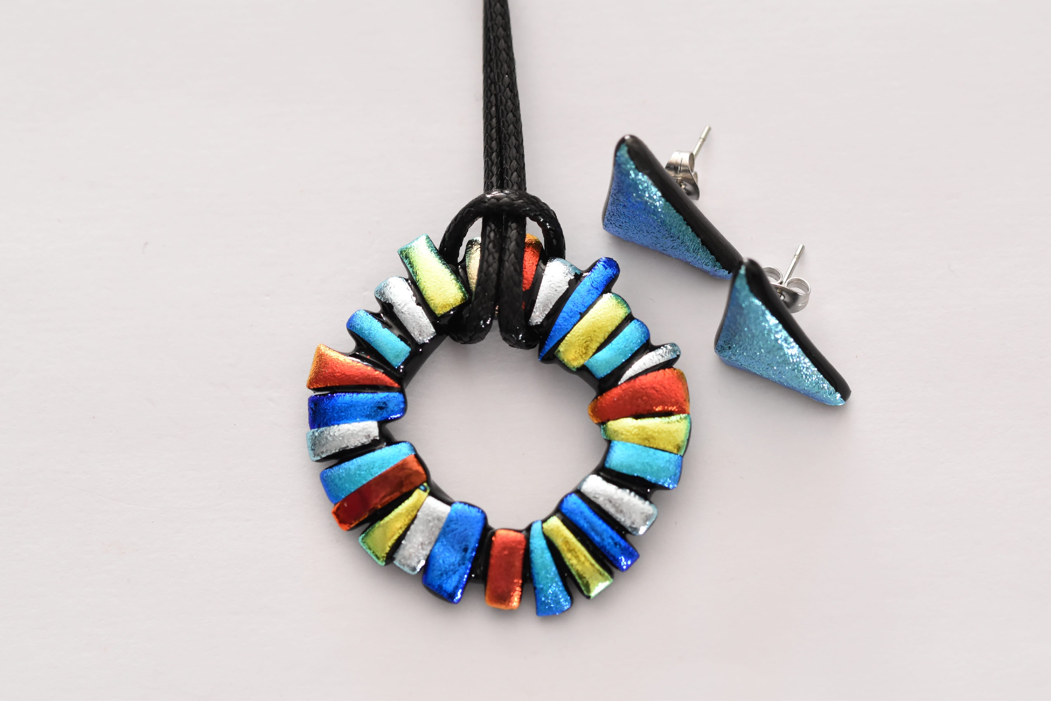 Kézzel készült üvegékszer szett